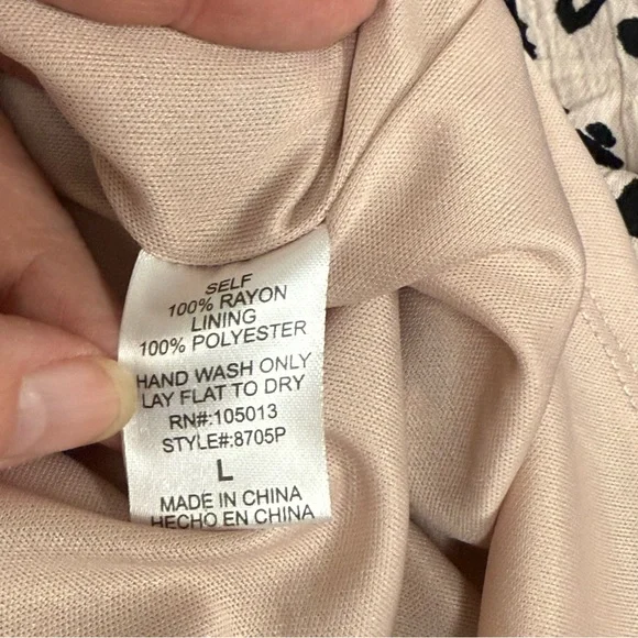 Andrée by Unit Blush Leopard Print Pleated Tunic Top Short Sleeve Large - Picture 6 of 7